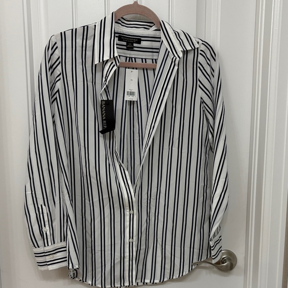 Banana Republic Monochrome Striped Blouse - Picture 1 of 1